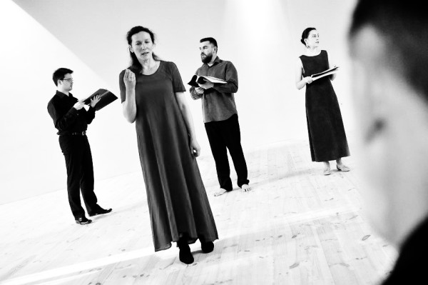 (Українська) Наталка Половинка в програмі “Ранкова панорама” на Львівському радіо, 103,3 FM